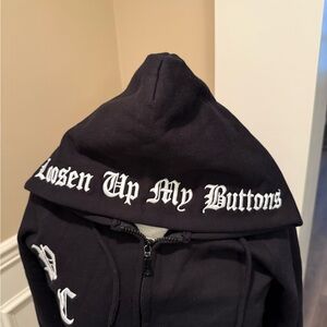 PC Dolls loosen up my buttons Women's Black Hoodie Jacket. Y2K VINTAGE